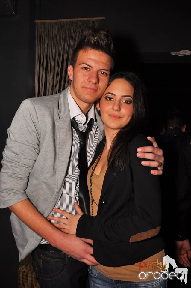Vineri noaptea în Club Life,