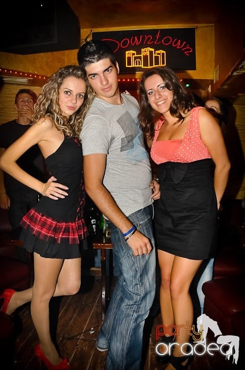 Vineri noaptea în Downtown, 