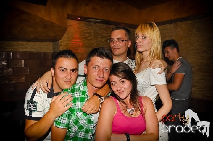 Vineri noaptea în Downtown, 