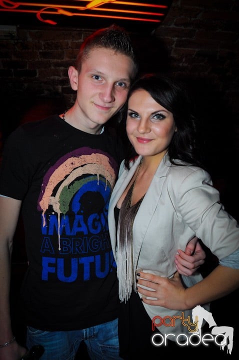 Vineri noaptea în Escape, 