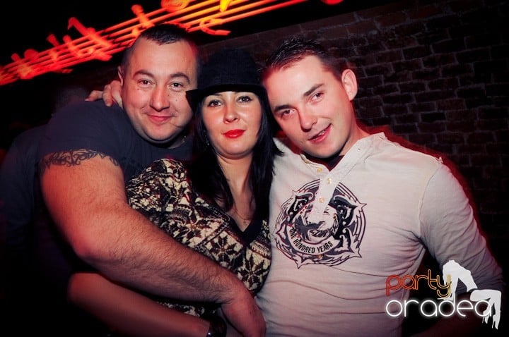 Vineri noaptea în Escape, 