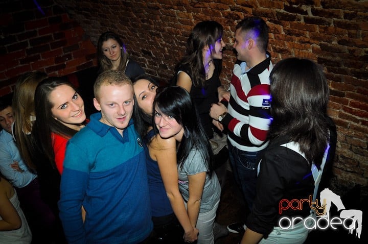 Vineri noaptea în Escape, 