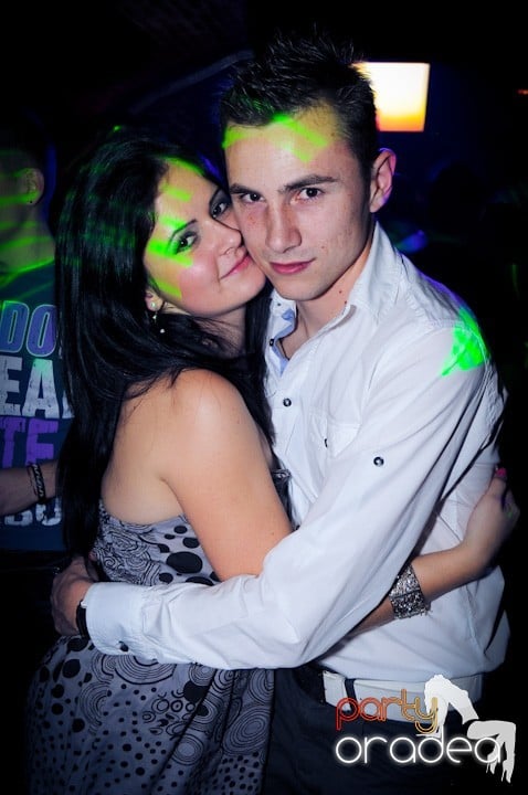 Vineri noaptea în Escape, 