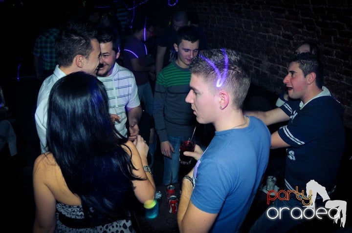 Vineri noaptea în Escape, 