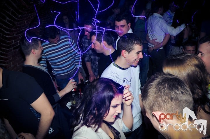 Vineri noaptea în Escape, 