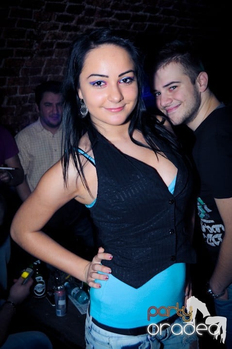 Vineri noaptea în Escape, 