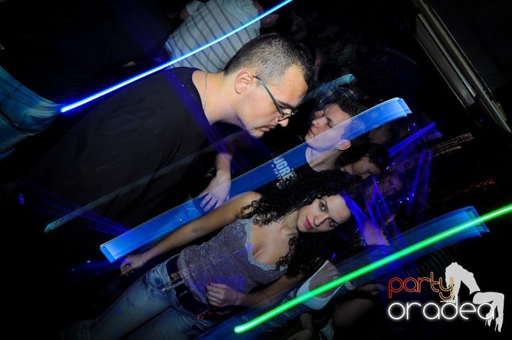 Vineri noaptea în Escape, 