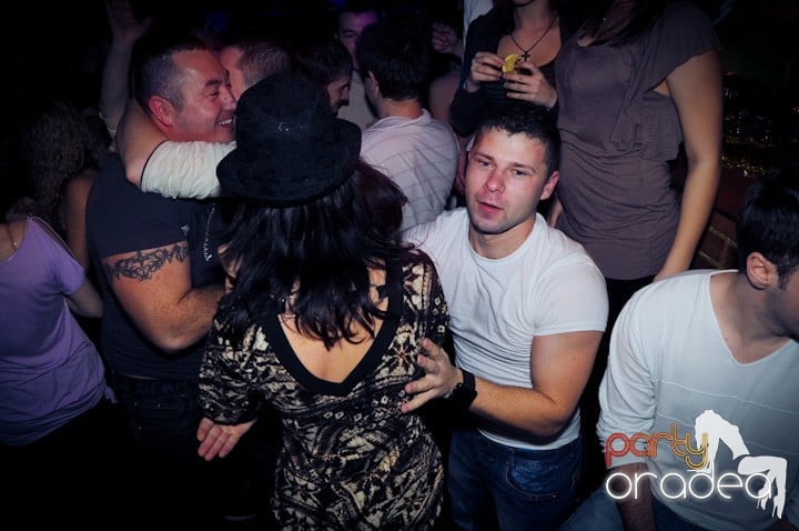 Vineri noaptea în Escape, 