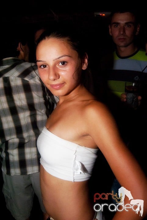 Vineri noaptea în Escape, 