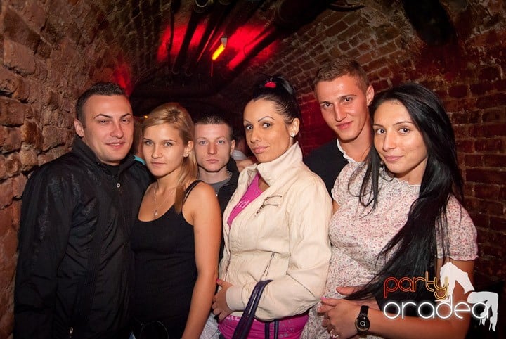 Vineri noaptea în Escape, 