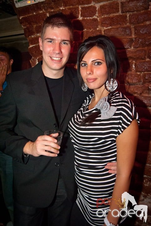 Vineri noaptea în Escape, 