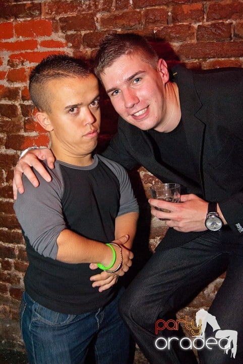 Vineri noaptea în Escape, 