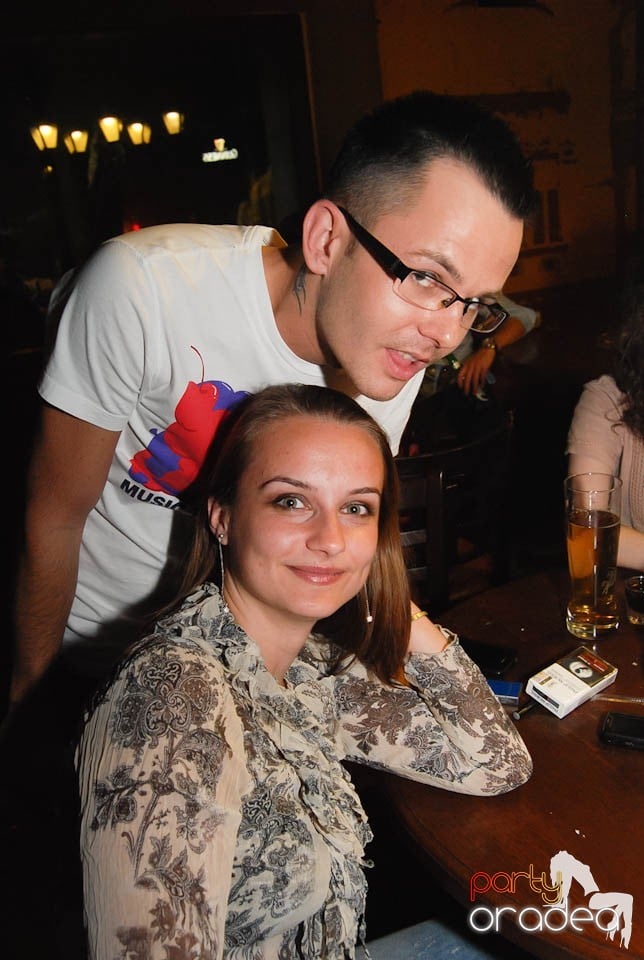 Vineri noaptea în Lord's, Lord's Pub