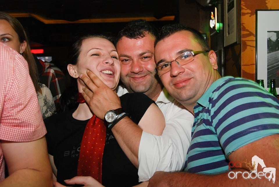 Vineri noaptea în Lord's, Lord's Pub