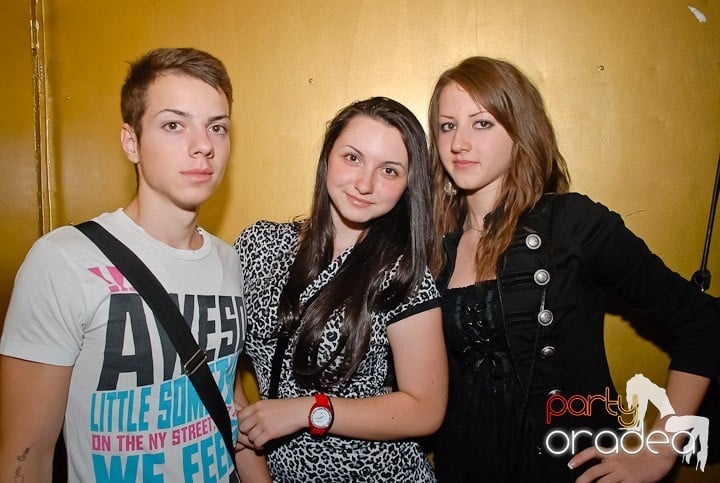 Vineri noaptea în Yellow, 