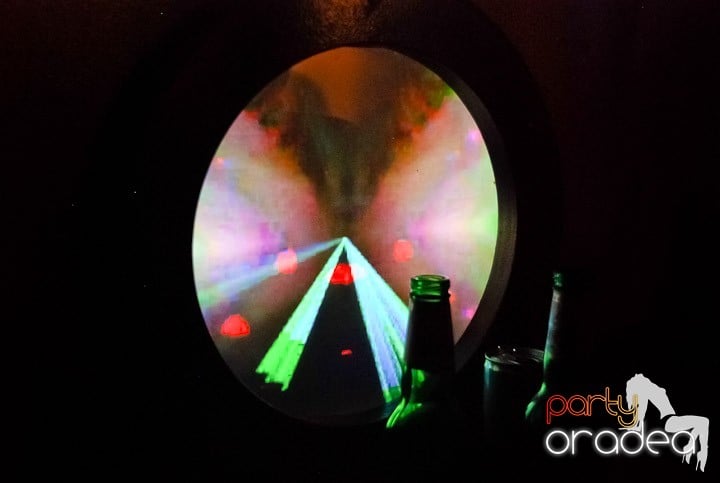 Vineri noaptea în Yellow, 