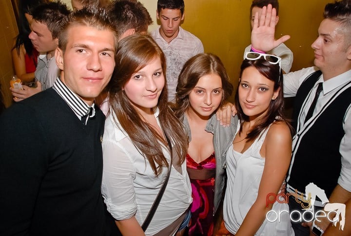 Vineri noaptea în Yellow, 