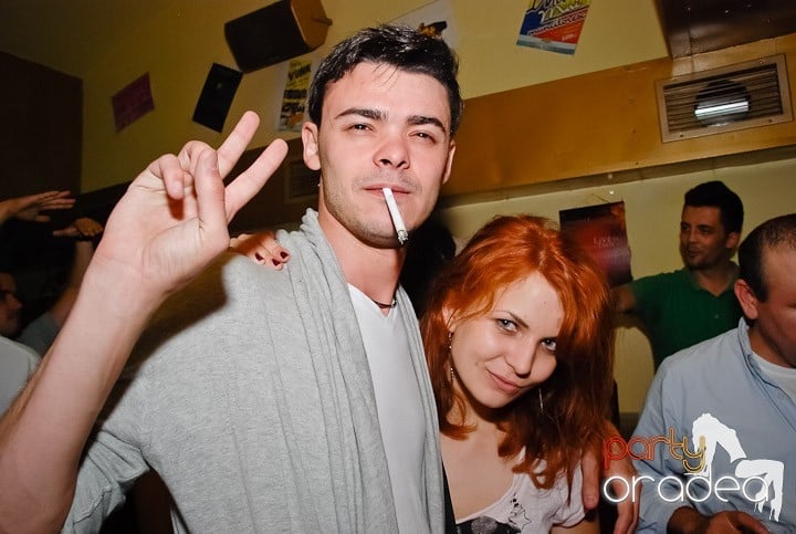 Vineri noaptea în Yellow, 