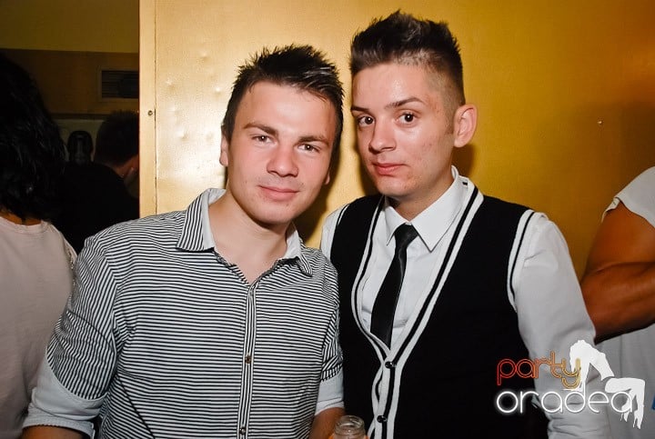 Vineri noaptea în Yellow, 