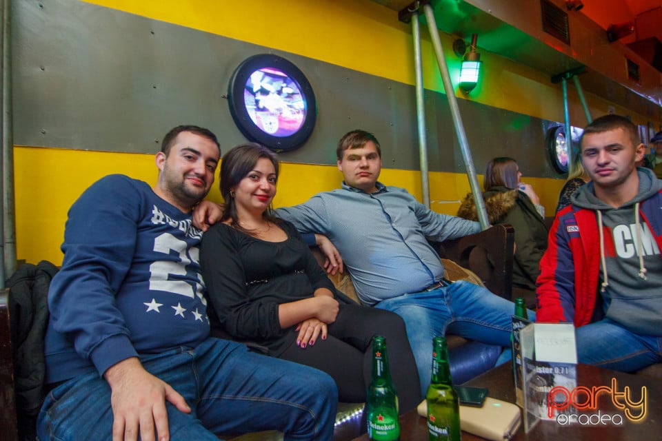 Vineri noaptea la Yellow Submarine, 