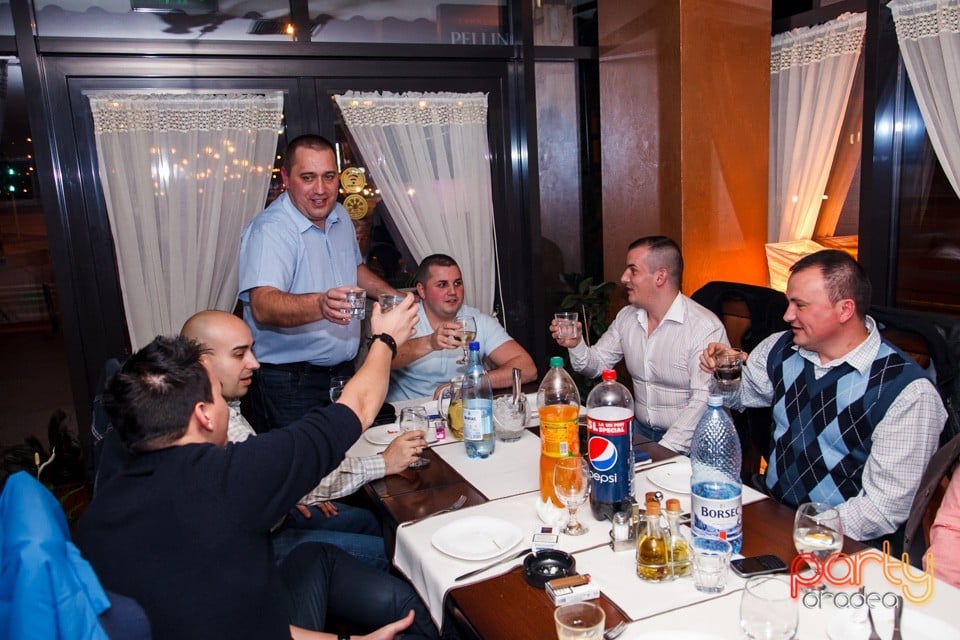 Vineri Seara cu Adi Moţ Band, Restaurant Retro