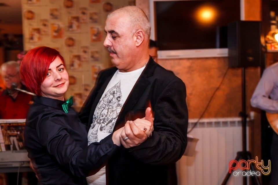 Vineri Seara cu Adi Moţ Band, Restaurant Retro