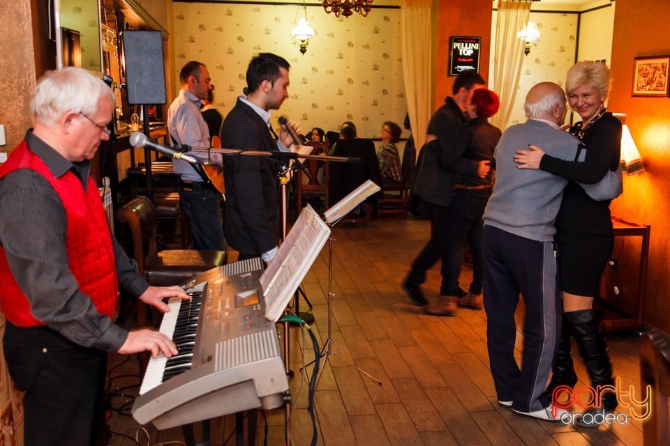 Vineri Seara cu Adi Moţ Band, Restaurant Retro