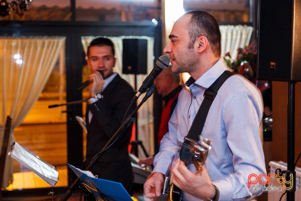 Vineri Seara cu Adi Moţ Band, Restaurant Retro