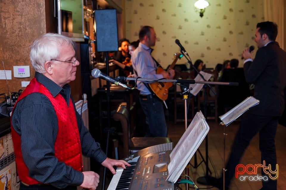 Vineri Seara cu Adi Moţ Band, Restaurant Retro