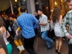 Vineri seara dansăm în Blondy's Art Café