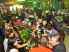 Vineri seara e distracţie în Green Pub