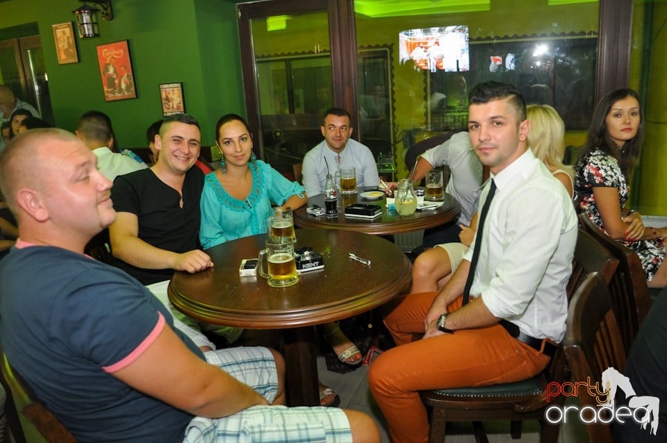 Vineri seara e distracţie în Green Pub, Green Pub