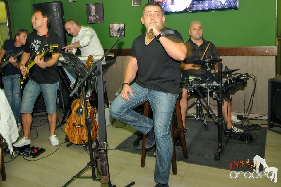 Vineri seara e distracţie în Green Pub, Green Pub