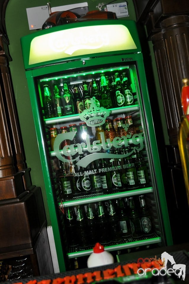 Vineri seara e distracţie în Green Pub, Green Pub