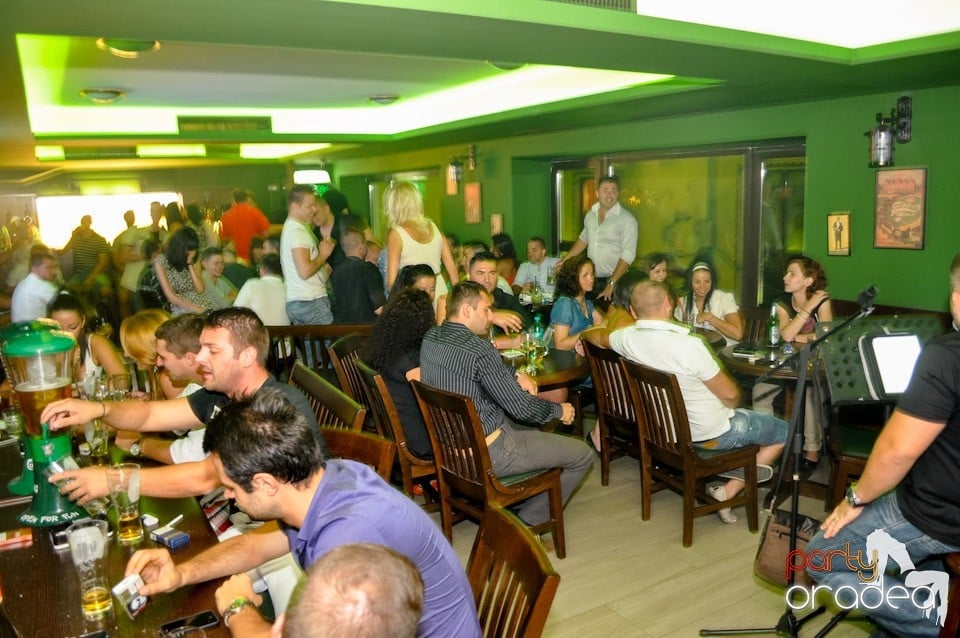 Vineri seara e distracţie în Green Pub, Green Pub