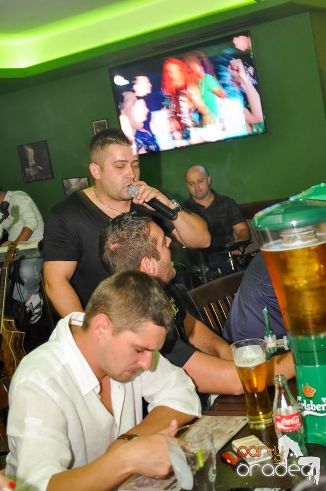 Vineri seara e distracţie în Green Pub, Green Pub