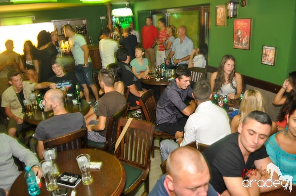 Vineri seara e distracţie în Green Pub, Green Pub