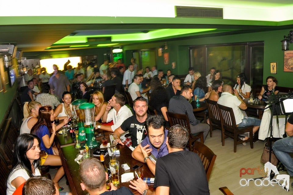 Vineri seara e distracţie în Green Pub, Green Pub