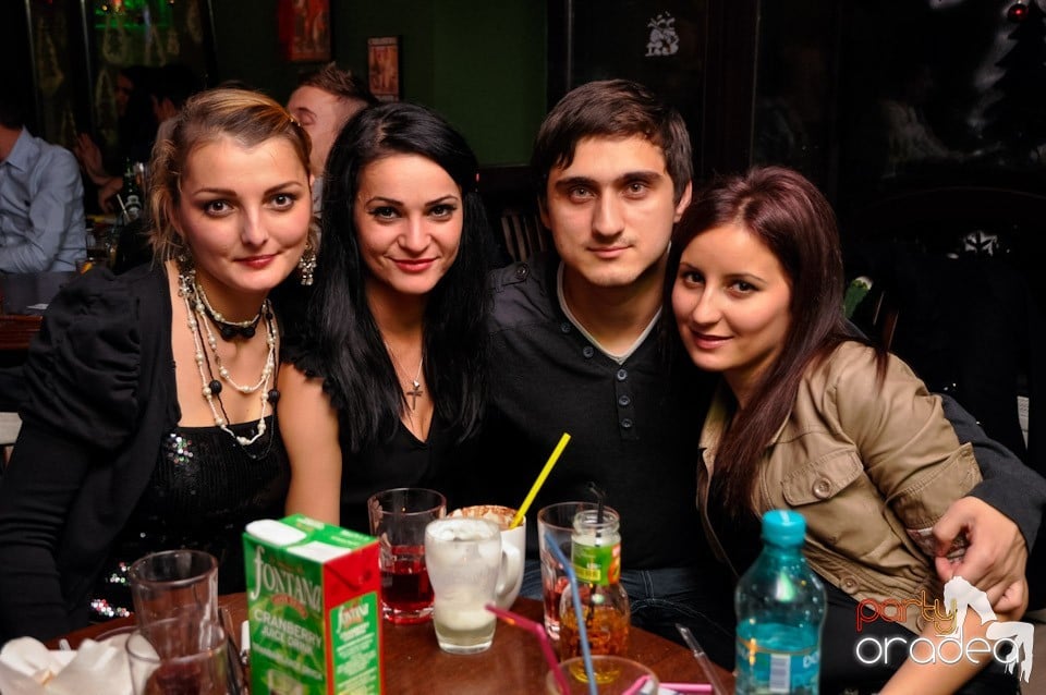 Vineri seara e distracţie în Green Pub, Green Pub