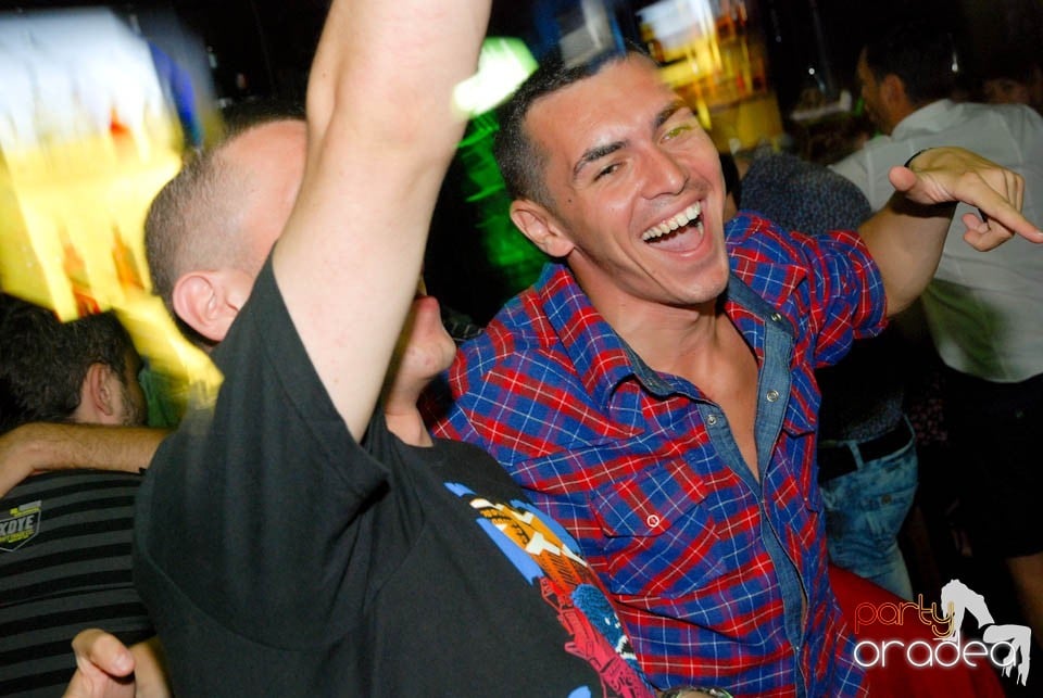 Vineri seara e distracţie în Green Pub, Green Pub