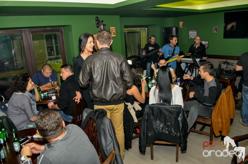 Vineri seara e party în Green Pub, Green Pub