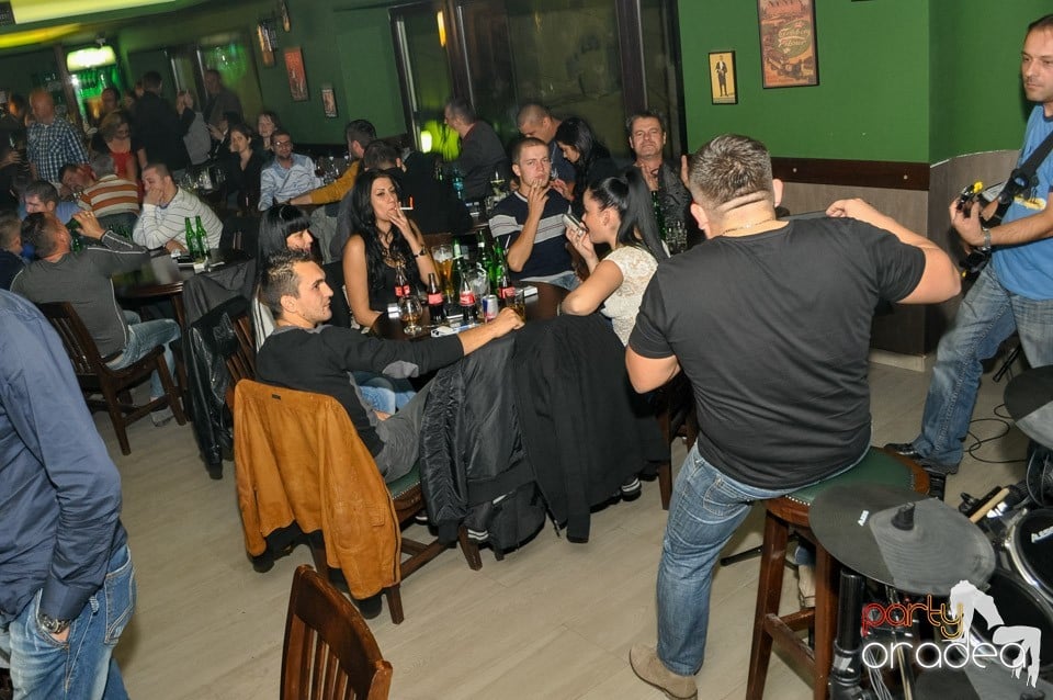 Vineri seara e party în Green Pub, Green Pub