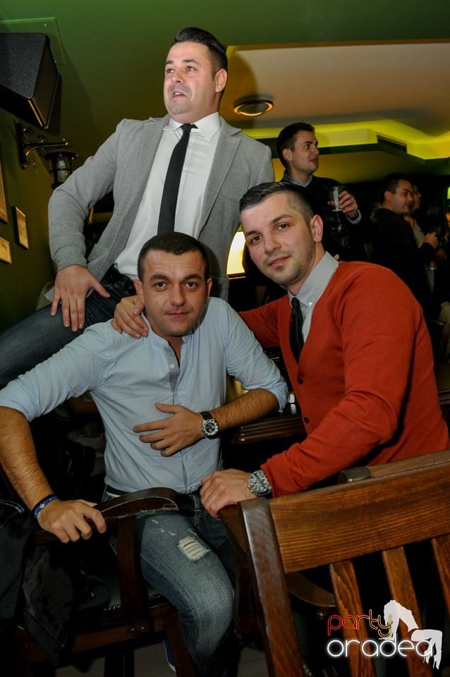 Vineri seara e party în Green Pub, Green Pub