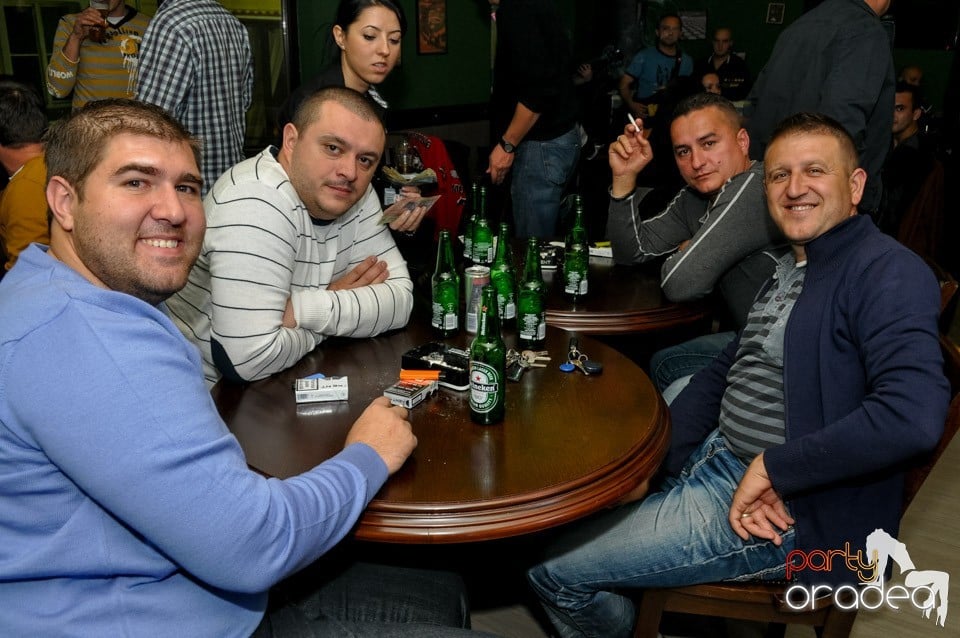 Vineri seara e party în Green Pub, Green Pub