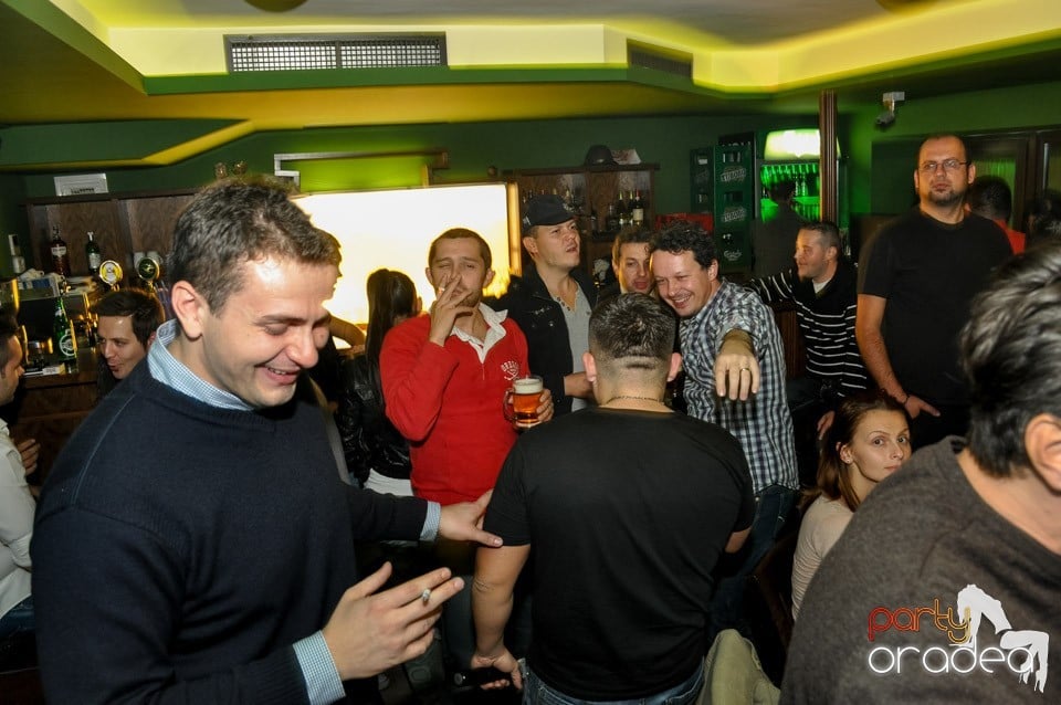 Vineri seara e party în Green Pub, Green Pub