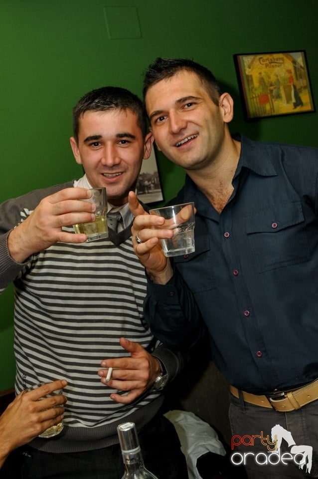 Vineri seara e party în Green Pub, Green Pub