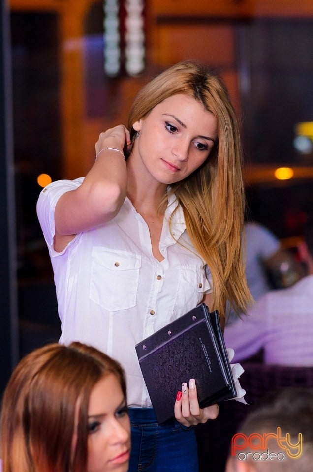 Vineri seara în Blanc Coffee, 