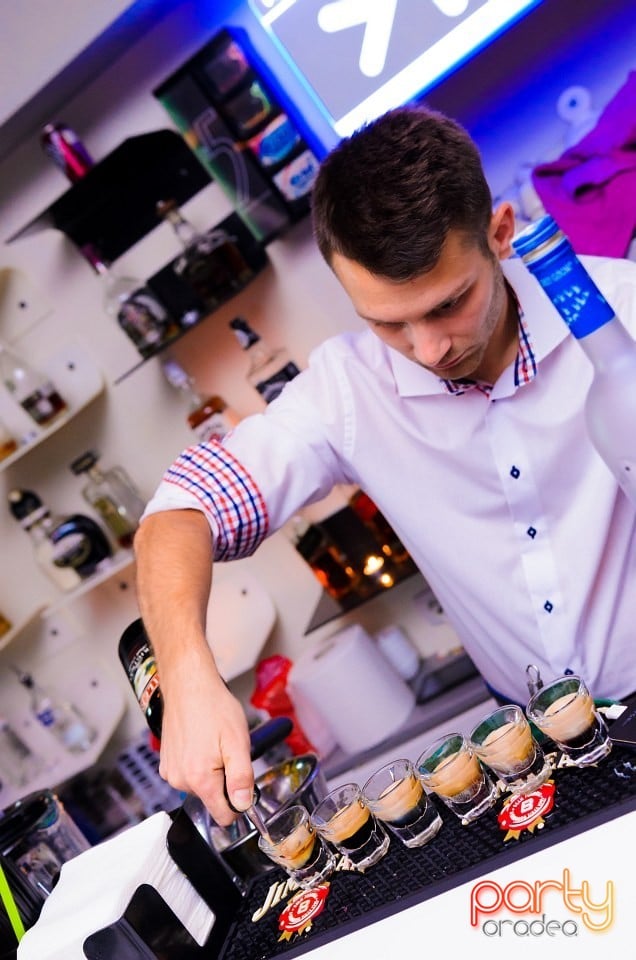 Vineri seara în Blanc Coffee, 