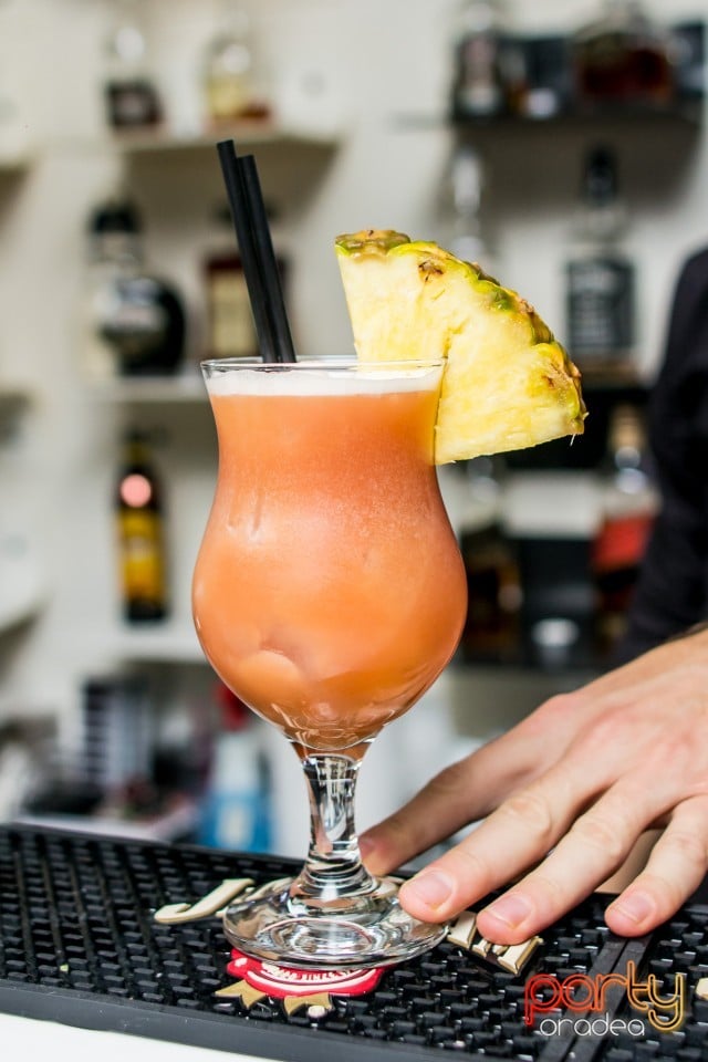 Vineri seara în Blanc Coffee, 