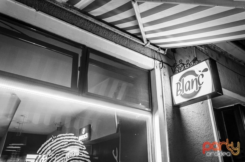 Vineri seara în Blanc Coffee, 